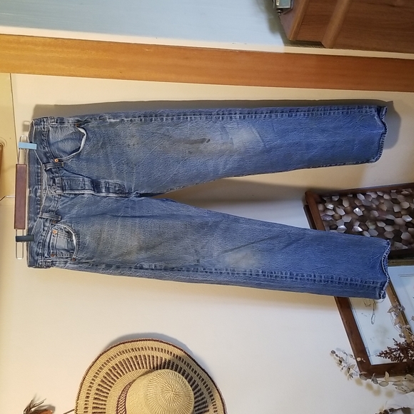 Levi's 501 Whisker Work Faded Oil Stains Jean 33x32
